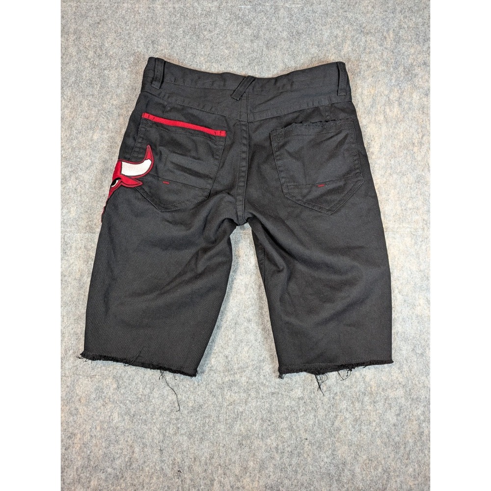 NBA UNK Mens Jeans Chicago Bulls Embroidered Y2K Shorts Black W34 Patches NWT - Picture 10 of 14